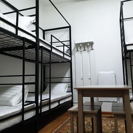 Atyraū Station Hostel מראה חיצוני תמונה