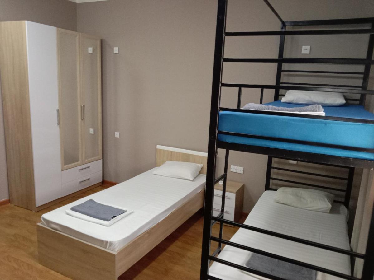 Atyraū Station Hostel מראה חיצוני תמונה