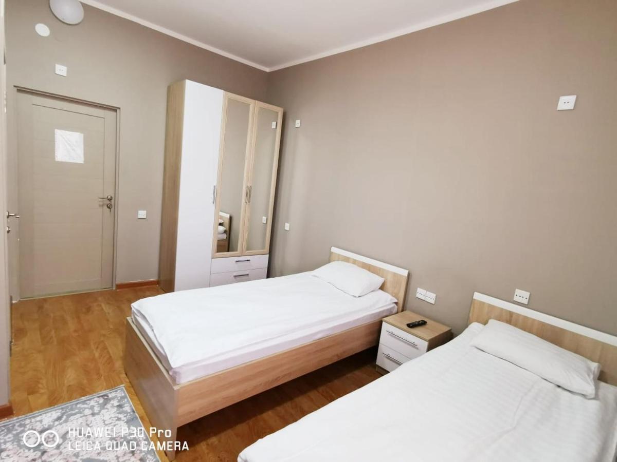 Atyraū Station Hostel מראה חיצוני תמונה