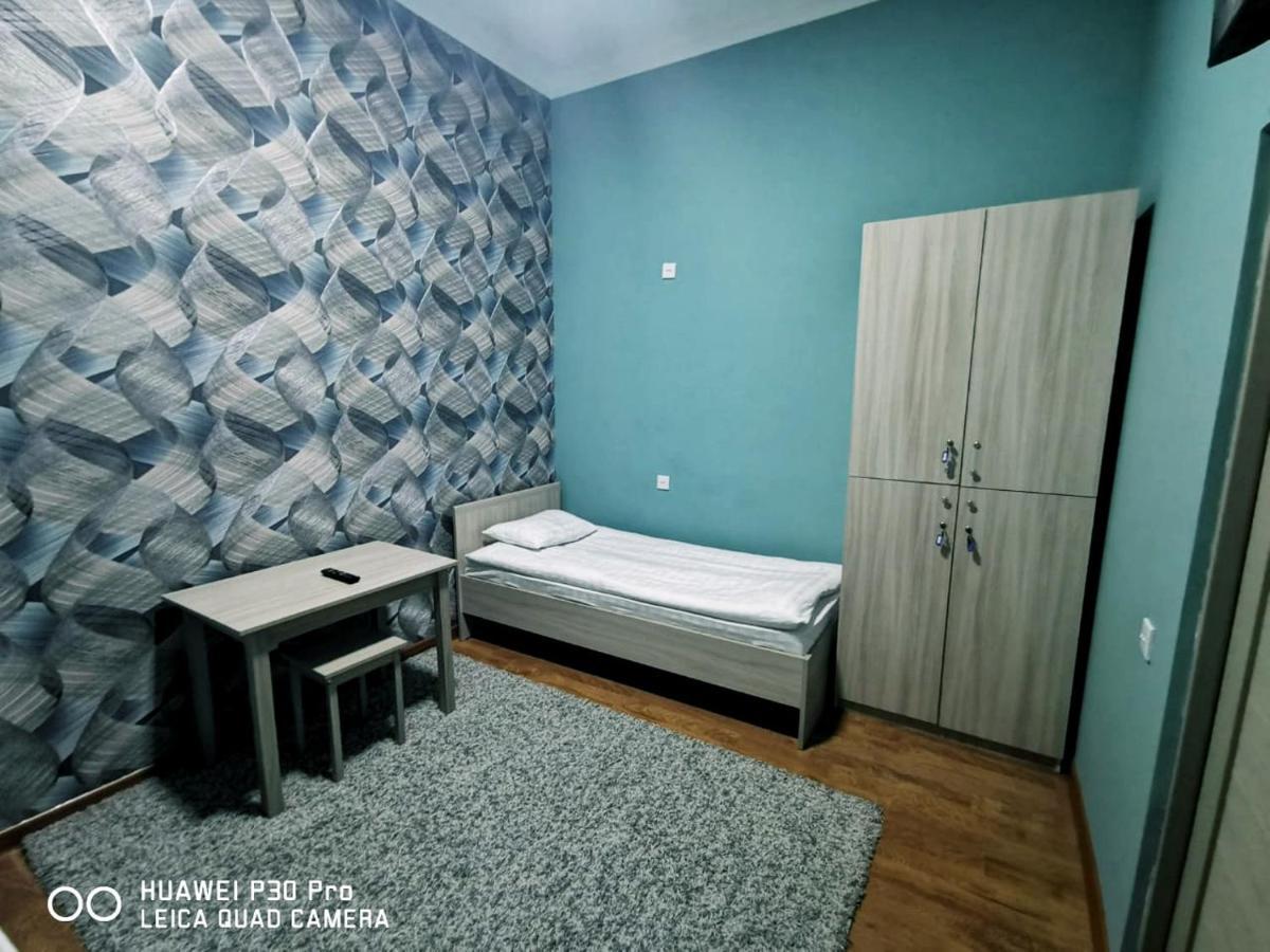 Atyraū Station Hostel מראה חיצוני תמונה