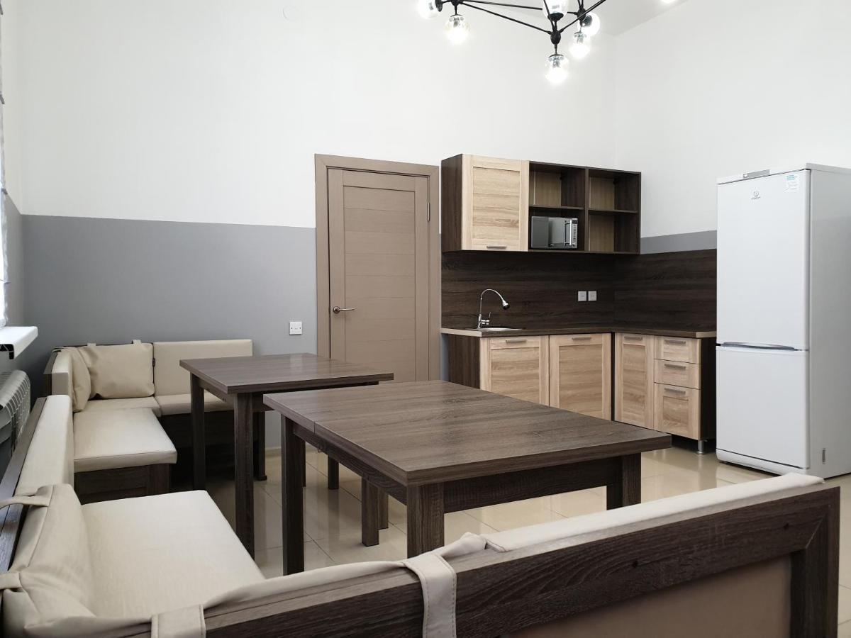 Atyraū Station Hostel מראה חיצוני תמונה