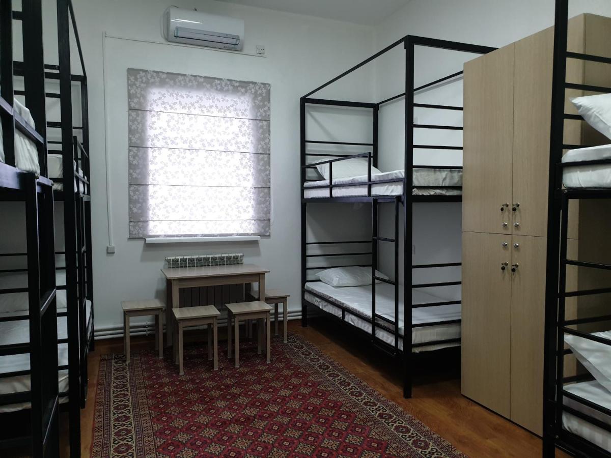 Atyraū Station Hostel מראה חיצוני תמונה