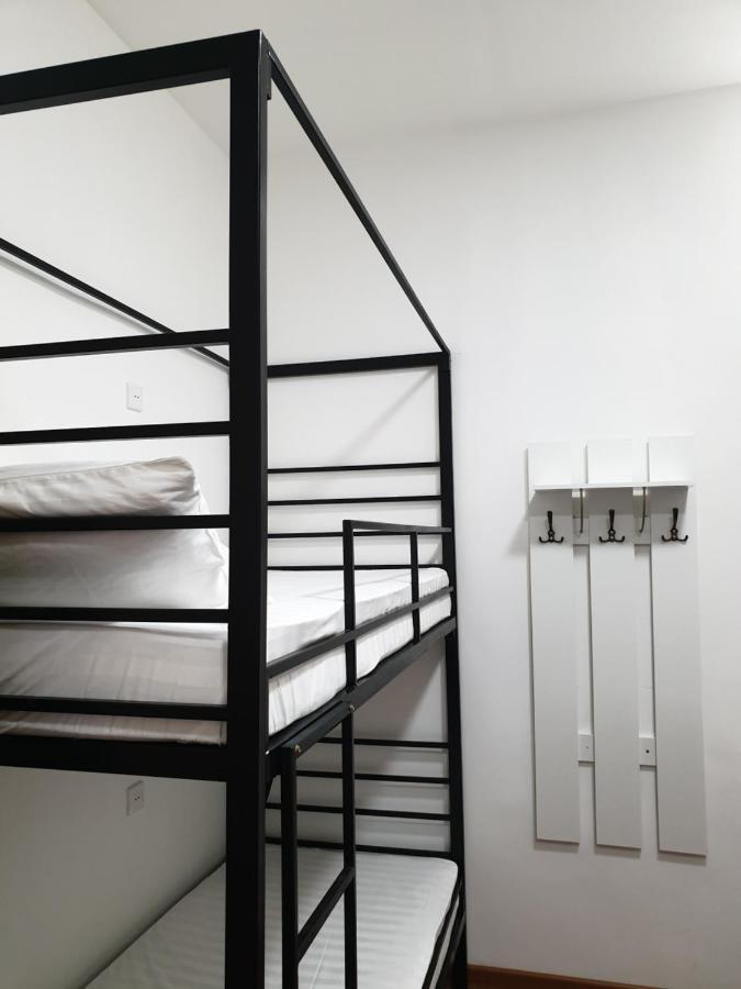 Atyraū Station Hostel מראה חיצוני תמונה